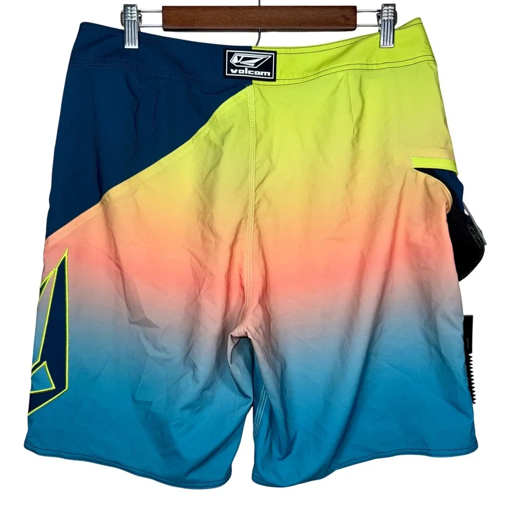 Volcom Mod-Tech Vee Bee Mod 20 Board Shorts Mens 32 Multicolor Gradient A0812505